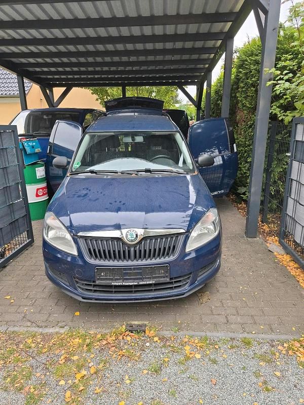 Blau Gebraucht 2012 Skoda Roomster Abholung | 2.600 € (Fairer Preis) - Bild 1/4