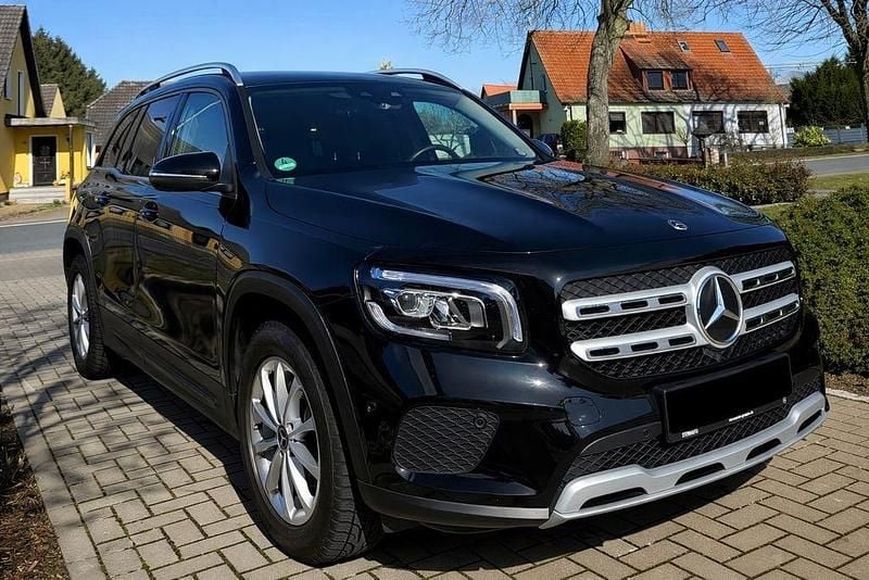 Gebraucht Mercedes GLB220 190 PS (139 kW) 2021 Schwarz SUV