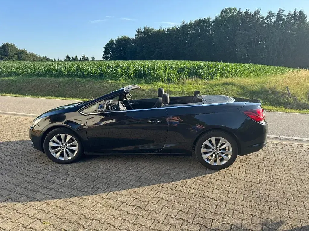 Gebraucht Opel Cascada Innovation 140 PS (102 kW) 2013 Schwarz Cabrio