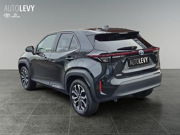 Gebraucht Toyota Yaris Hybrid Connect Style 116 PS (85 kW) 2023 Mysticschwarz mica SUV