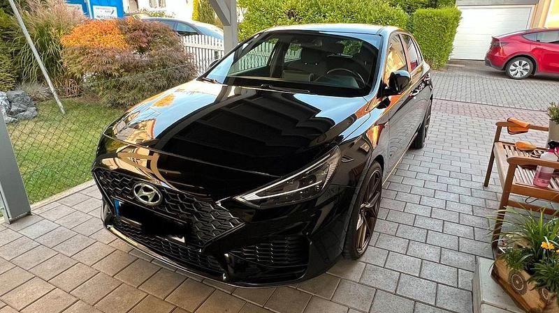 Schwarz Gebraucht 2022 Hyundai i30 N Line Limousine | 22.000 € (Fairer Preis) - Bild 1/4