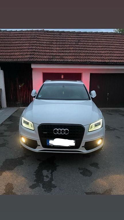 Weiß Gebraucht 2015 Audi Q5 Sport SUV | 25.799 € (Teuer) - Bild 1/4