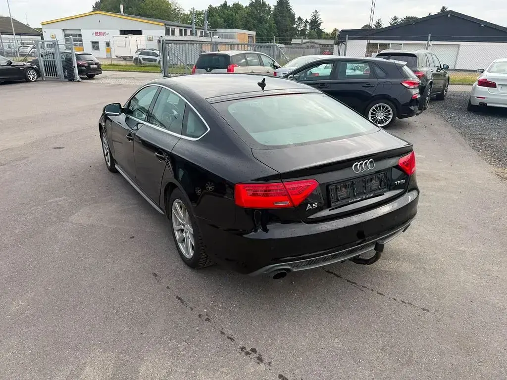 Gebraucht Audi A5 Sportback 144 PS (105 kW) 2016 Schwarz Kleinwagen