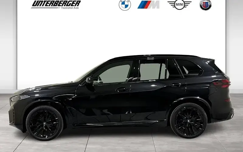Gebraucht BMW X5 Comfort Edition 352 PS (258 kW) 2025 Schwarz SUV