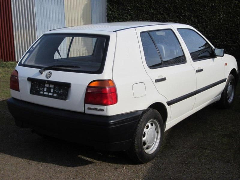 Gebraucht VW Golf III 75 PS (55 kW) 1993 Weiß Limousine