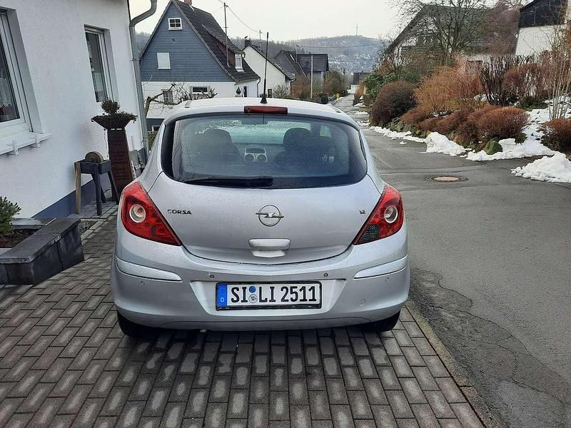 Gebraucht Opel Corsa Edition 65 PS (47 kW) 2008 Kleinwagen