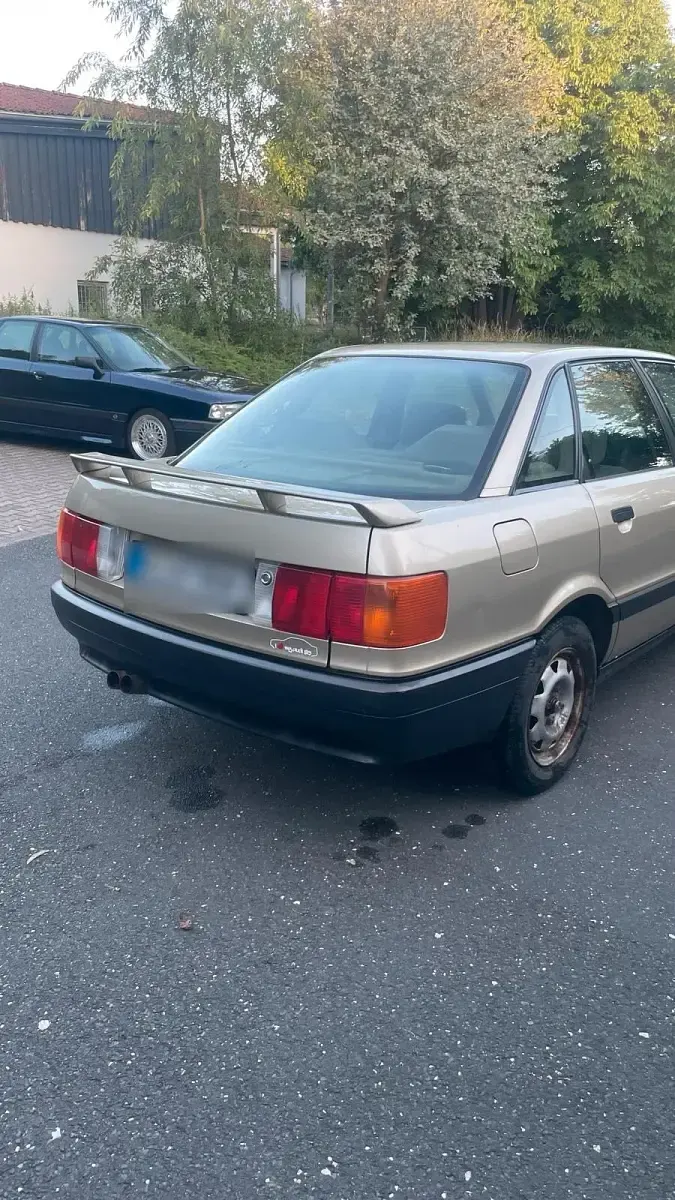 Gebraucht Audi 80 90 PS (66 kW) 1990 Gold Limousine