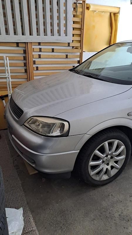 Silber Gebraucht 1999 Opel Astra Kleinwagen | 550 € (Guter Preis) - Bild 1/4
