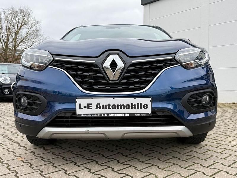 Gebraucht Renault Kadjar LIMITED 140 PS (102 kW) 2019 Blau SUV