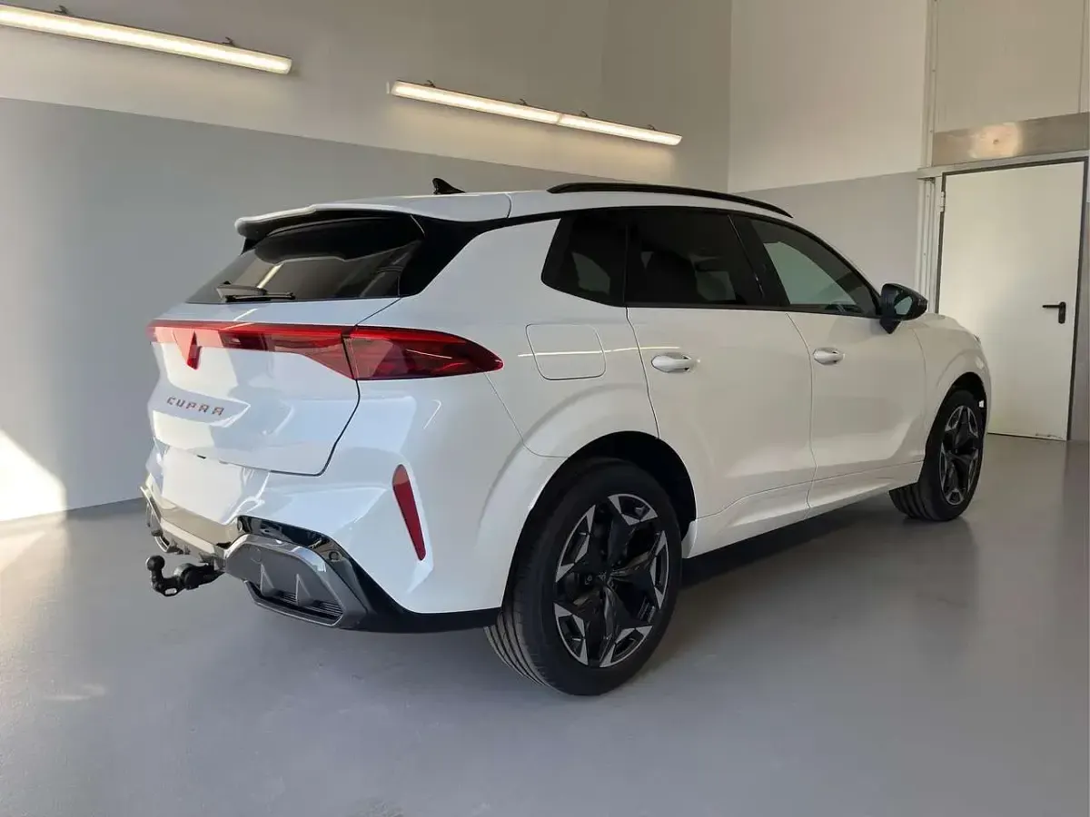 Neu Cupra Terramar 150 PS (110 kW) 2026 [2y2y] nevada weiß meta... SUV