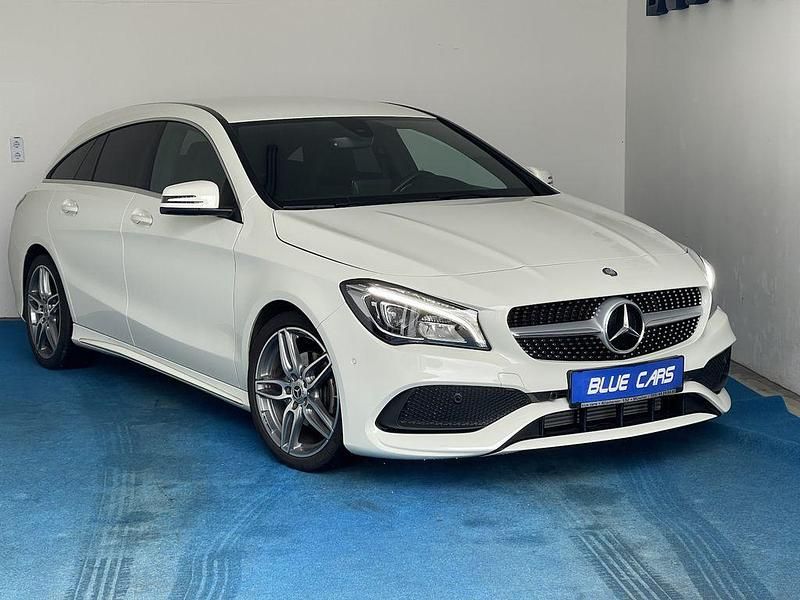Calcitweiss unilack (metallic) Gebraucht 2016 Mercedes CLA200 Shooting Brake AMG Kombi | 17.900 € (Fairer Preis) - Bild 1/4