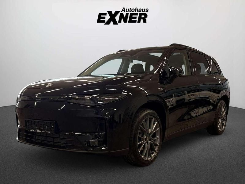 Gebraucht Leapmotor C10 215 PS (158 kW) 2026 Metallic schwarz SUV