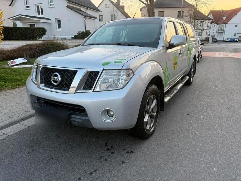 Gebraucht Nissan Navarra 190 PS (139 kW) 2012 Silber SUV
