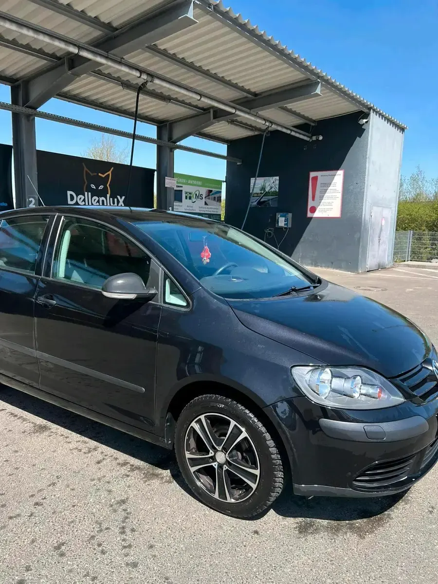 Używany VW Golf Plus Cross 80 KM (58 kW) 2008 Czarny Minivan