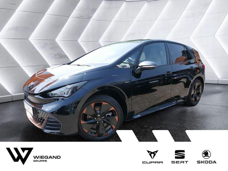 Schwarz Neu 2025 Cupra Born Kleinwagen | 37.414 € (Guter Preis) - Bild 1/4