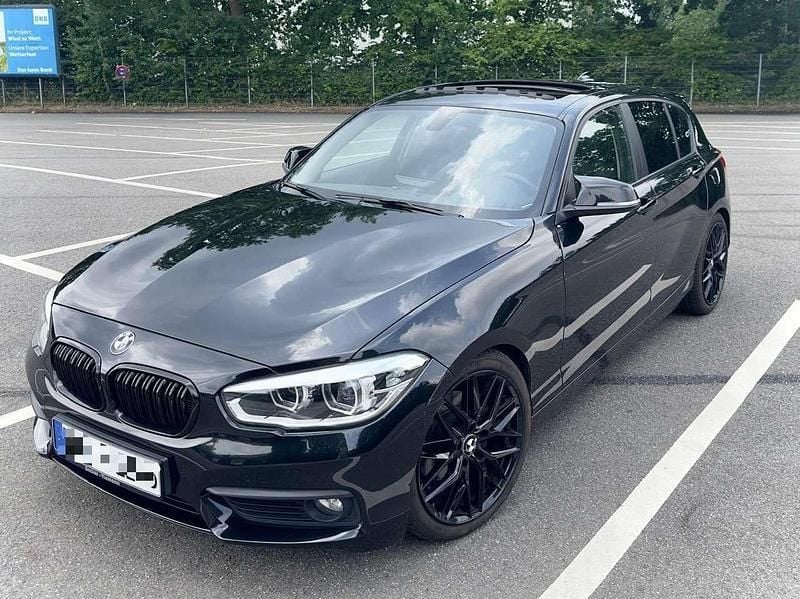 Schwarz Gebraucht 2016 BMW 120 Advantage Kleinwagen | 14.750 € (Fairer Preis) - Bild 1/4