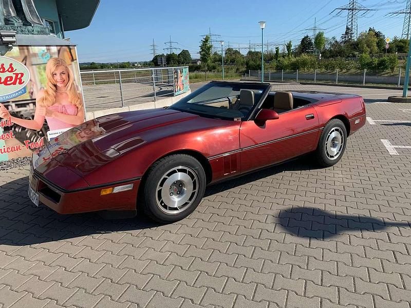 Rot Gebraucht 1987 Chevrolet Corvette Cabrio | 28.500 € - Bild 1/4