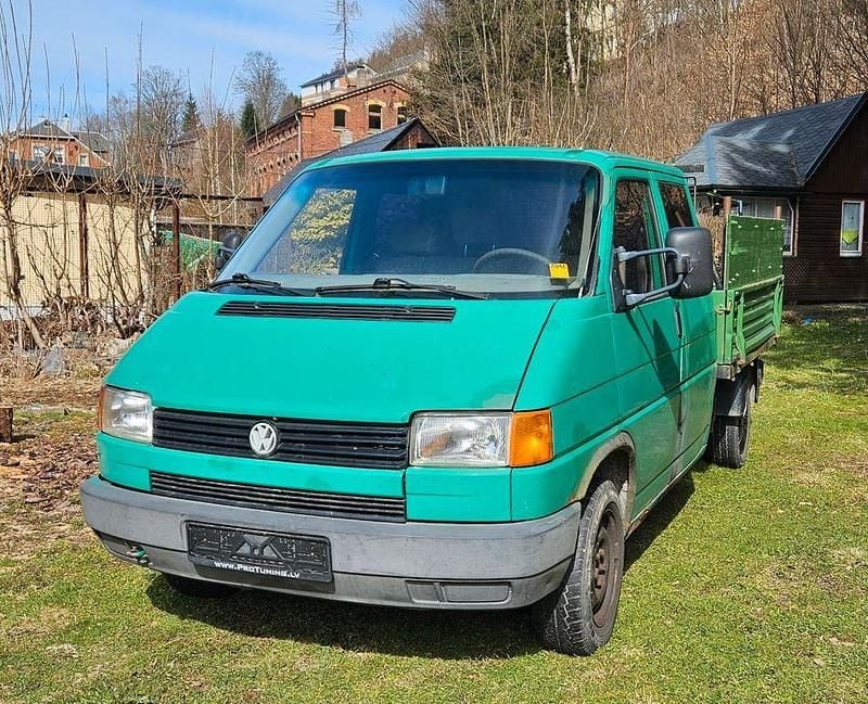 Second-hand VW T4 68 CP (50 kW) 1993 Verde Van