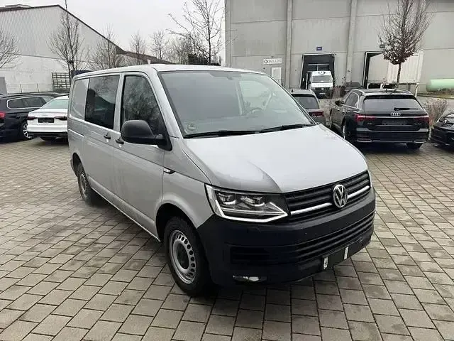 Second-hand VW T6 150 CP (110 kW) 2019 Argintiu Van