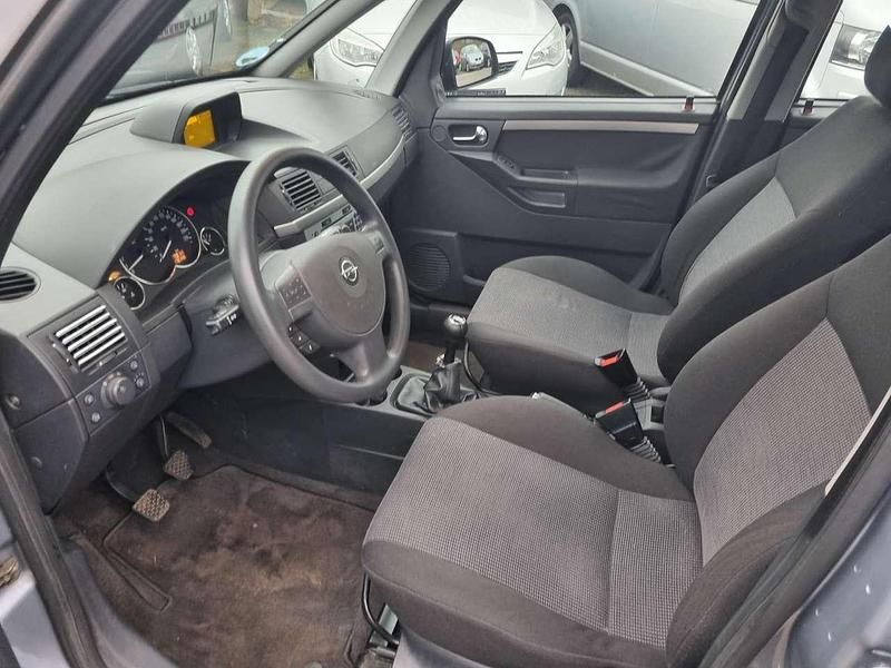 Gebraucht Opel Meriva Edition 90 PS (66 kW) 2005 Grau Van / Kleinbus