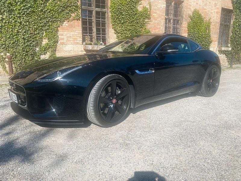 Gebraucht Jaguar F-Type 300 PS (220 kW) 2018 Schwarz Coupé