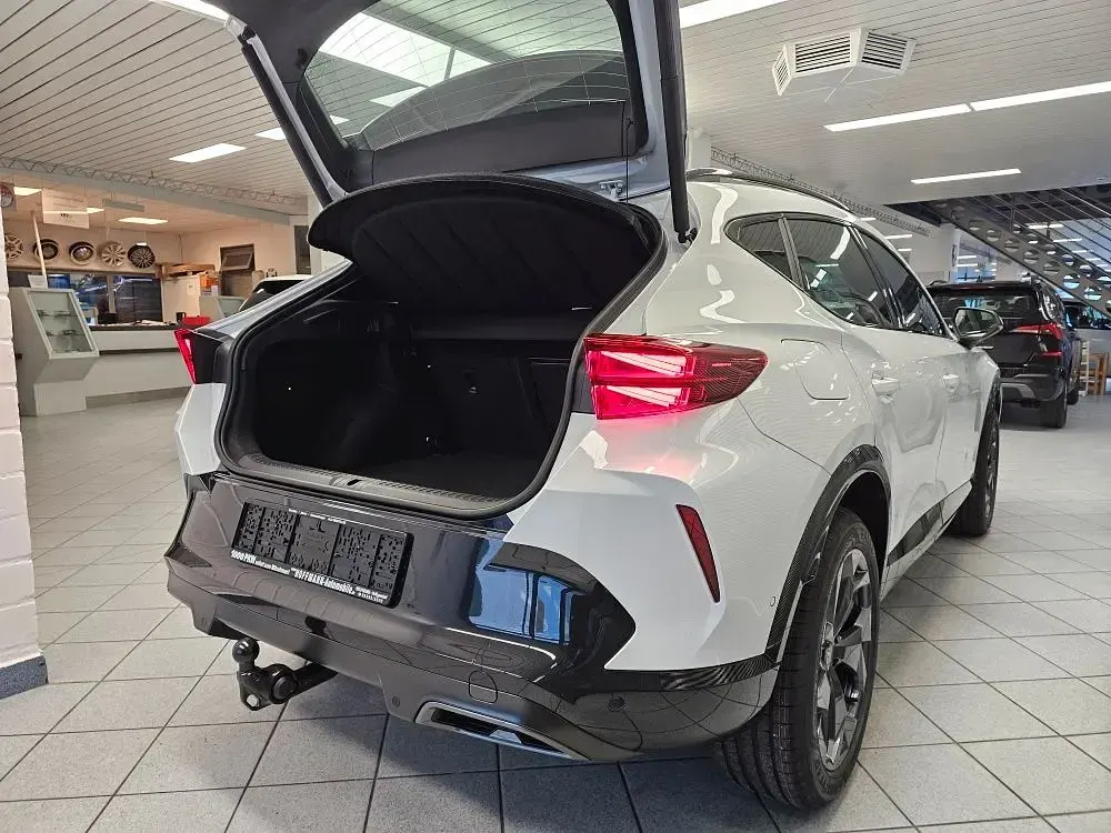 Neu Cupra Formentor 150 PS (110 kW) 2026 Nevadaweißmet. SUV