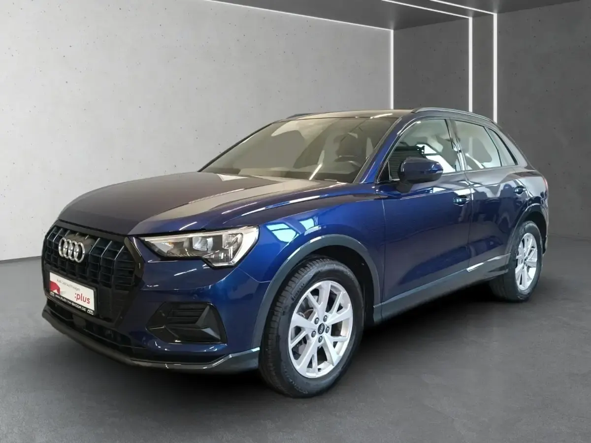 Gebraucht Audi Q3 Advanced 150 PS (110 kW) 2022 Navarrablau metallic SUV