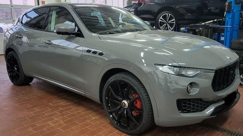 Gebraucht Maserati Levante 275 PS (202 kW) 2017 Grau SUV
