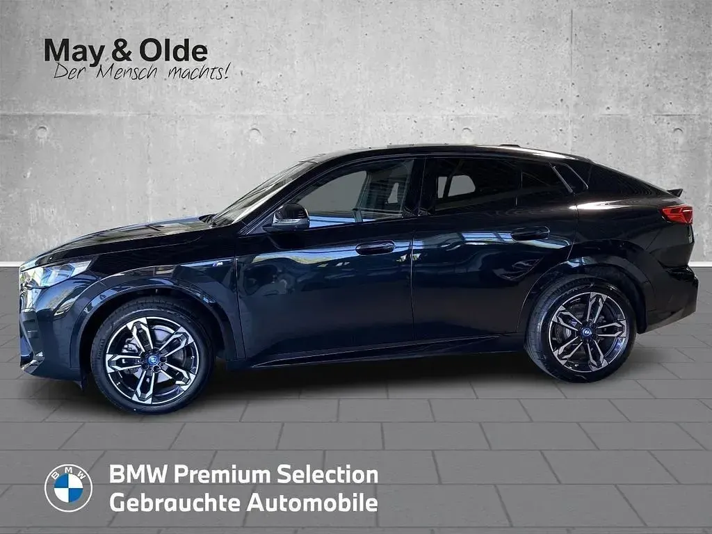 Gebraucht BMW iX2 M Sport 230 kW (313 PS) 2025 Schwarz SUV