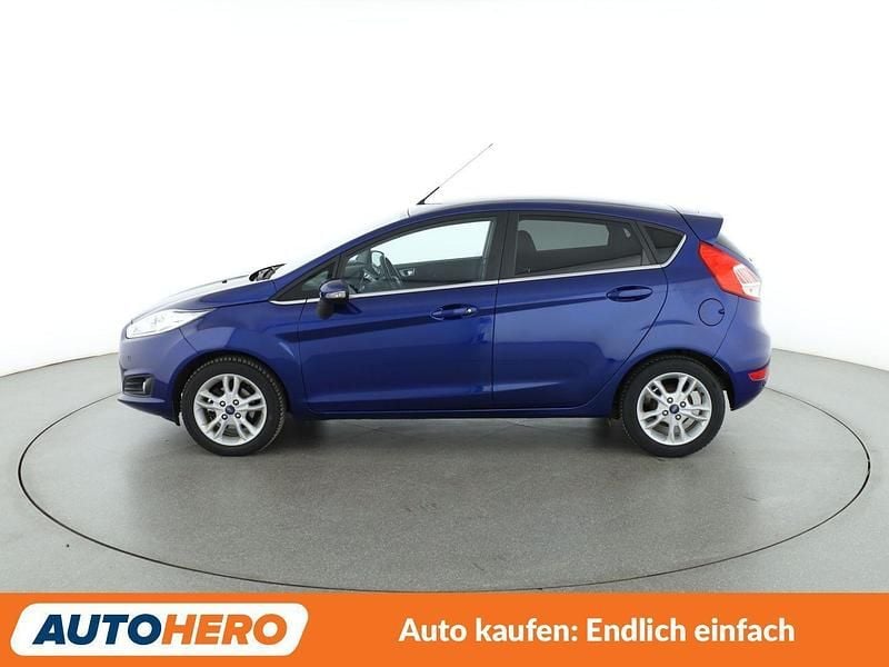 Gebraucht Ford Fiesta Titanium 125 PS (91 kW) 2017 Blau Limousine