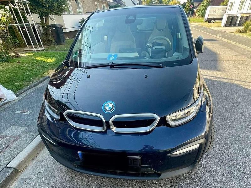 Blau Gebraucht 2018 BMW i3 Kleinwagen | 15.300 € (Guter Preis) - Bild 1/4