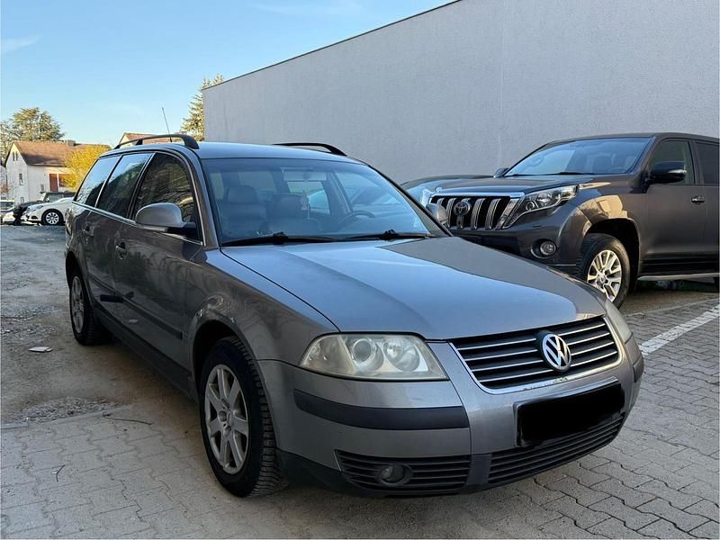 Gebraucht VW Passat 131 PS (96 kW) 2004 Grau Kombi