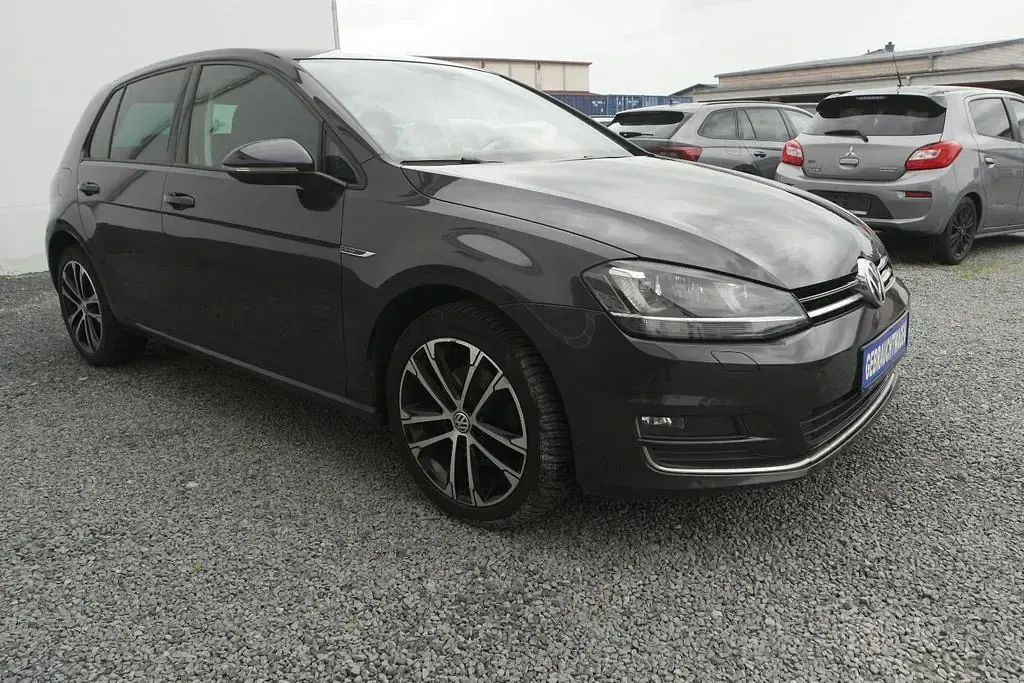 Gebraucht VW Golf VII LOUNGE 110 PS (80 kW) 2015 Grau Limousine