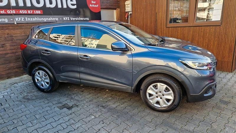 Gebraucht Renault Kadjar Life 131 PS (96 kW) 2017 Grau SUV