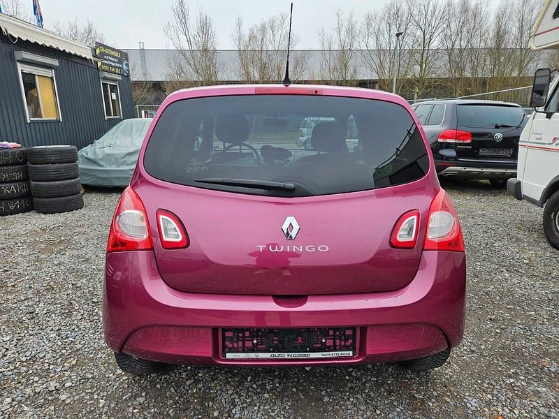 Gebraucht Renault Twingo 75 PS (55 kW) 2012 Violet Kleinwagen