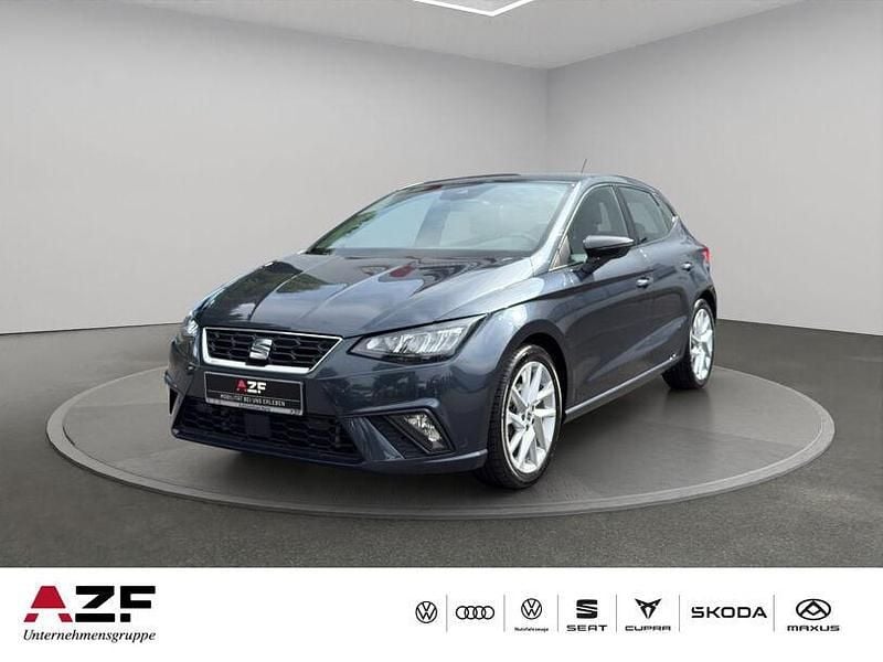 Grau Gebraucht 2021 Seat Ibiza FR Kleinwagen | 15.980 € (Fairer Preis) - Bild 1/4
