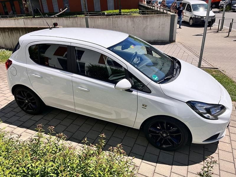 Second-hand Opel Corsa Active 90 CP (66 kW) 2017 Alb Hatchback