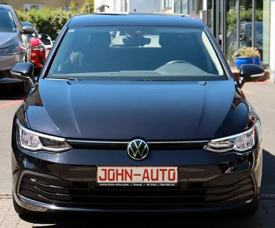 Second-hand VW Golf VII United 150 CP (110 kW) 2021 Negru Hatchback