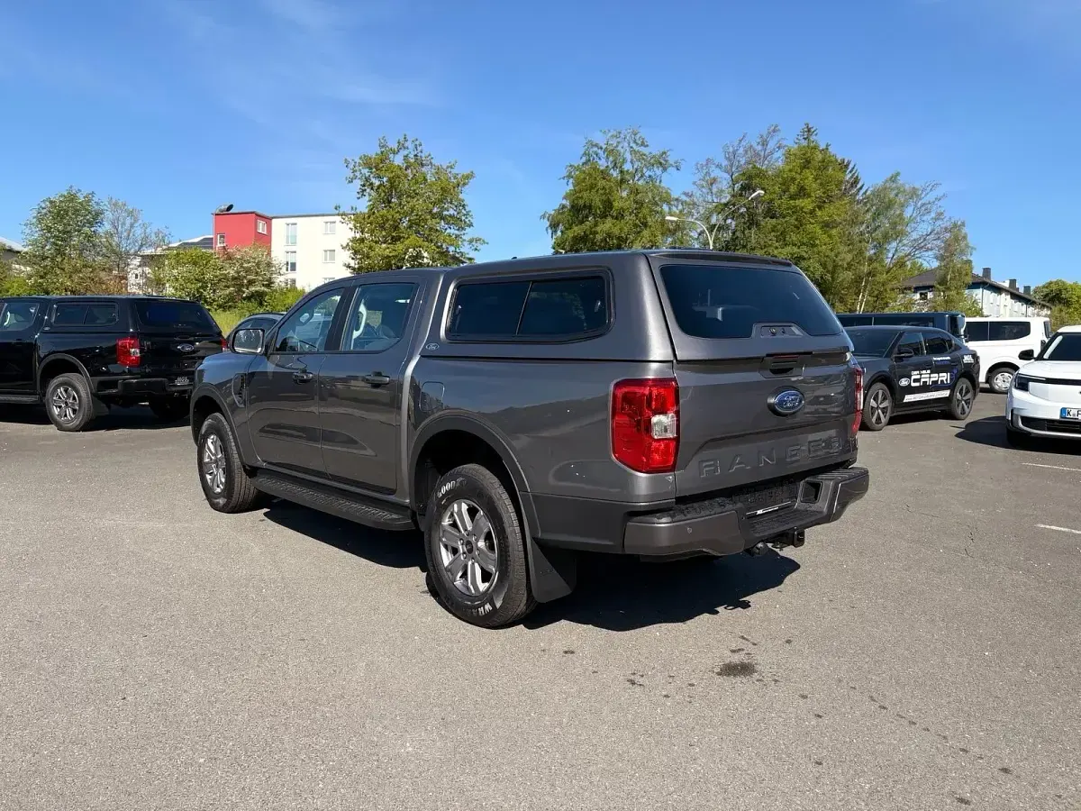 Nowe Ford Ranger XLT 170 KM (125 kW) 2026 Szary Pickup