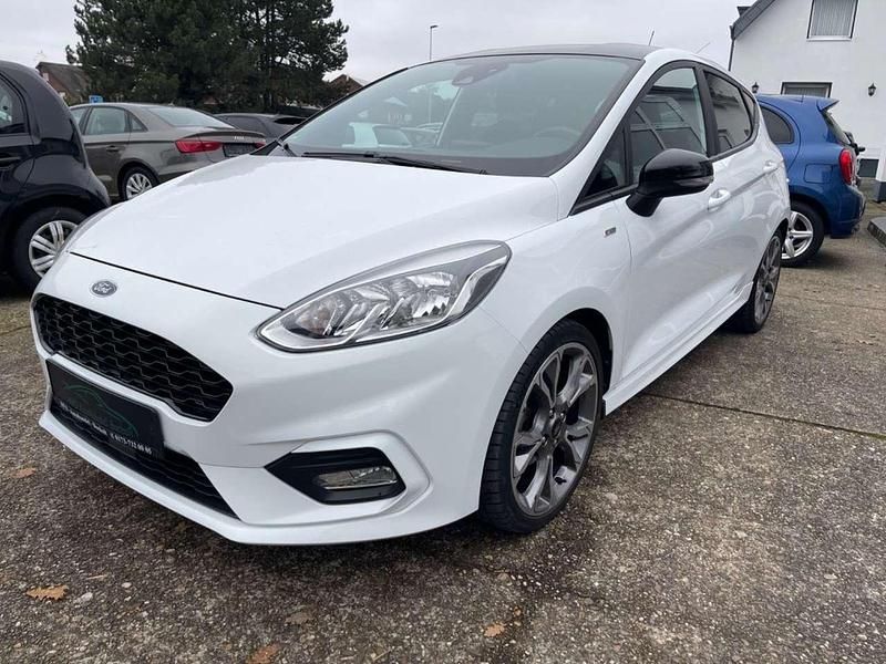 Weiß Gebraucht 2019 Ford Fiesta ST-Line Kleinwagen | 14.999 € (Etwas zu teuer) - Bild 1/4