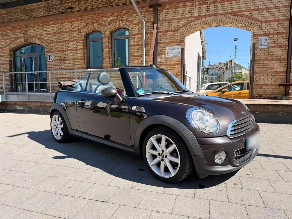 Usata Mini ONE 98 CV (72 kW) 2014 Marrone Utilitaria