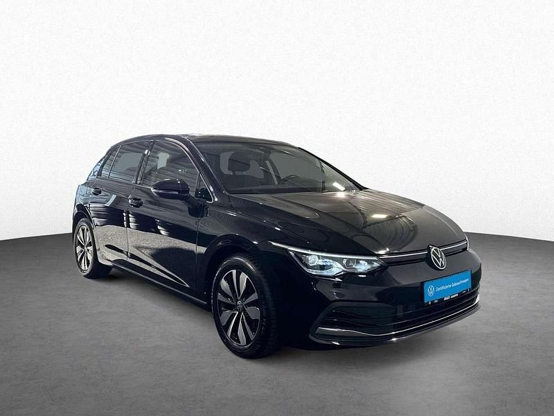 Gebraucht VW Golf VIII Move 150 PS (110 kW) 2023 Deep black perleffekt Limousine