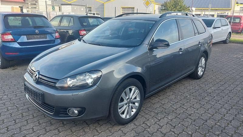 Grau Gebraucht 2011 VW Golf VI Style Kleinwagen | 6.450 € (Teuer) - Bild 1/4