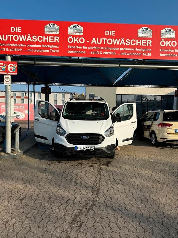 Gebraucht Ford Transit Custom 109 PS (80 kW) 2019 Weiß Van / Kleinbus