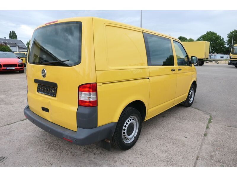 Gebraucht VW T5 84 PS (61 kW) 2011 Ginstergelb r1032 Van