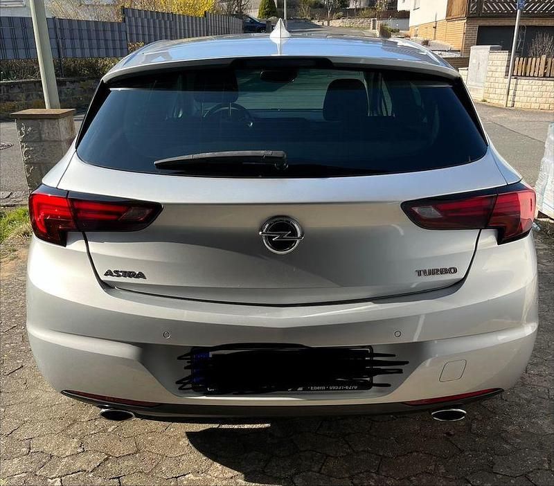 Gebraucht Opel Astra Dynamic 200 PS (147 kW) 2017 Silber Limousine