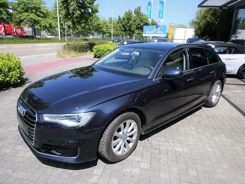 Second-hand Audi A6 Exclusive 150 CP (110 kW) 2015 Albastru Break