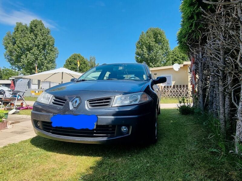 Schwarz Gebraucht 2007 Renault Mégane II Avantage Limousine | 2.200 € (Fairer Preis) - Bild 1/4