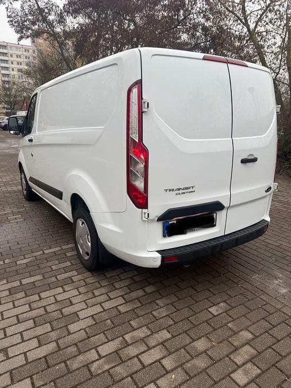 Second-hand Ford Transit Custom 131 CP (96 kW) 2022 Alb Monovolum