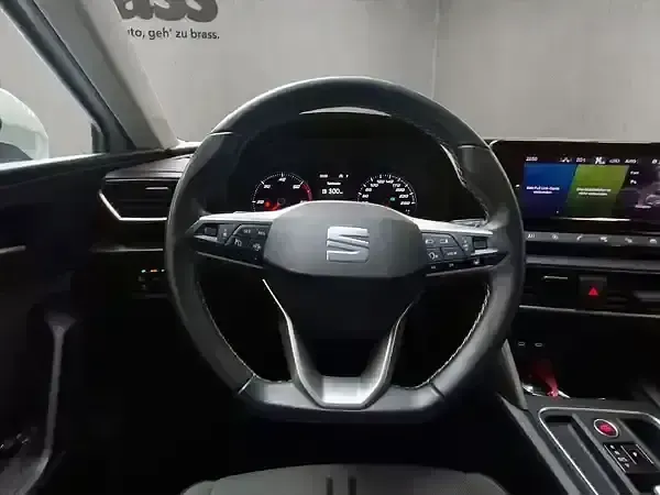 Gebraucht Seat Leon Style 150 PS (110 kW) 2022 Nevada weiß metallic Kombi